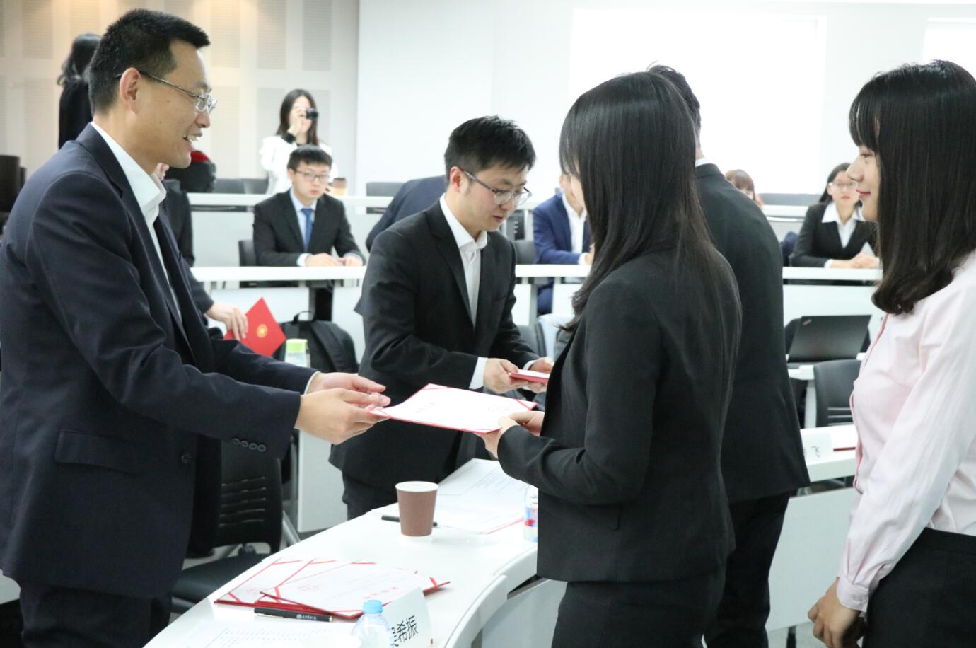 K8官网 - 天生赢家·一触即发