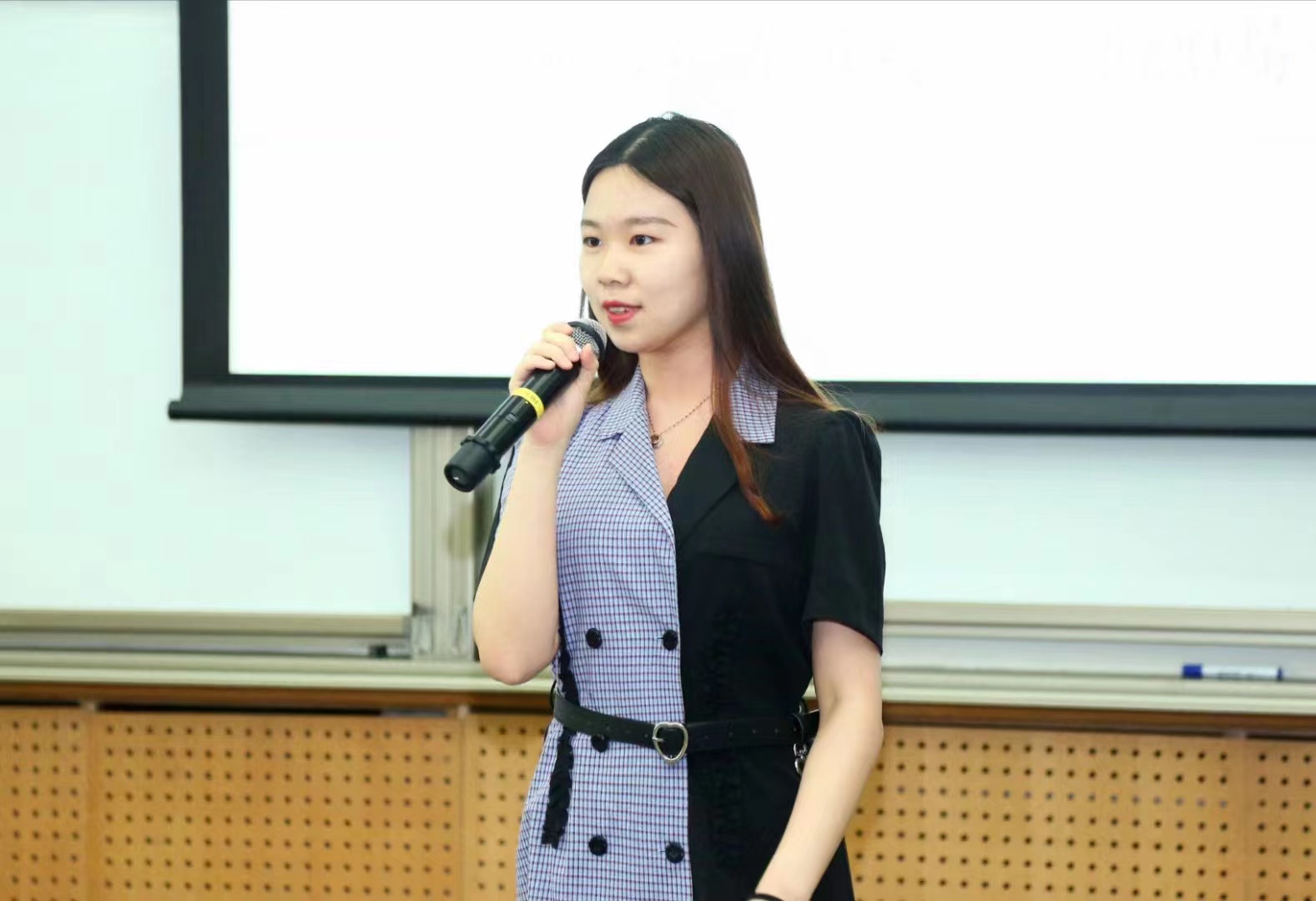 K8官网故事集丨侯诗琪：：：冀以尘雾之微，补益山海