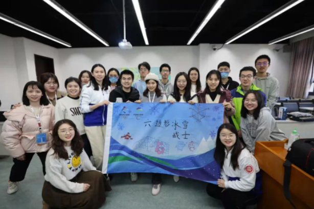 冰雪人物志丨邱小桐：：遇见冬奥，自愿相约