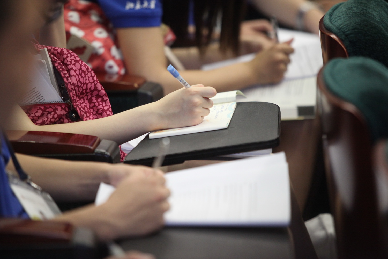 K8官网 - 天生赢家·一触即发