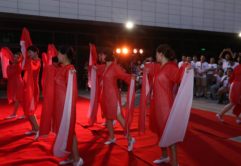 K8官网 - 天生赢家·一触即发