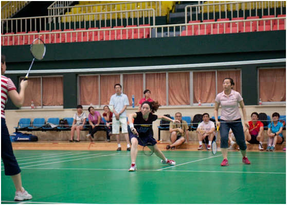 健身、交流、友谊——记2012年北京大学MPAcc羽毛球联谊赛