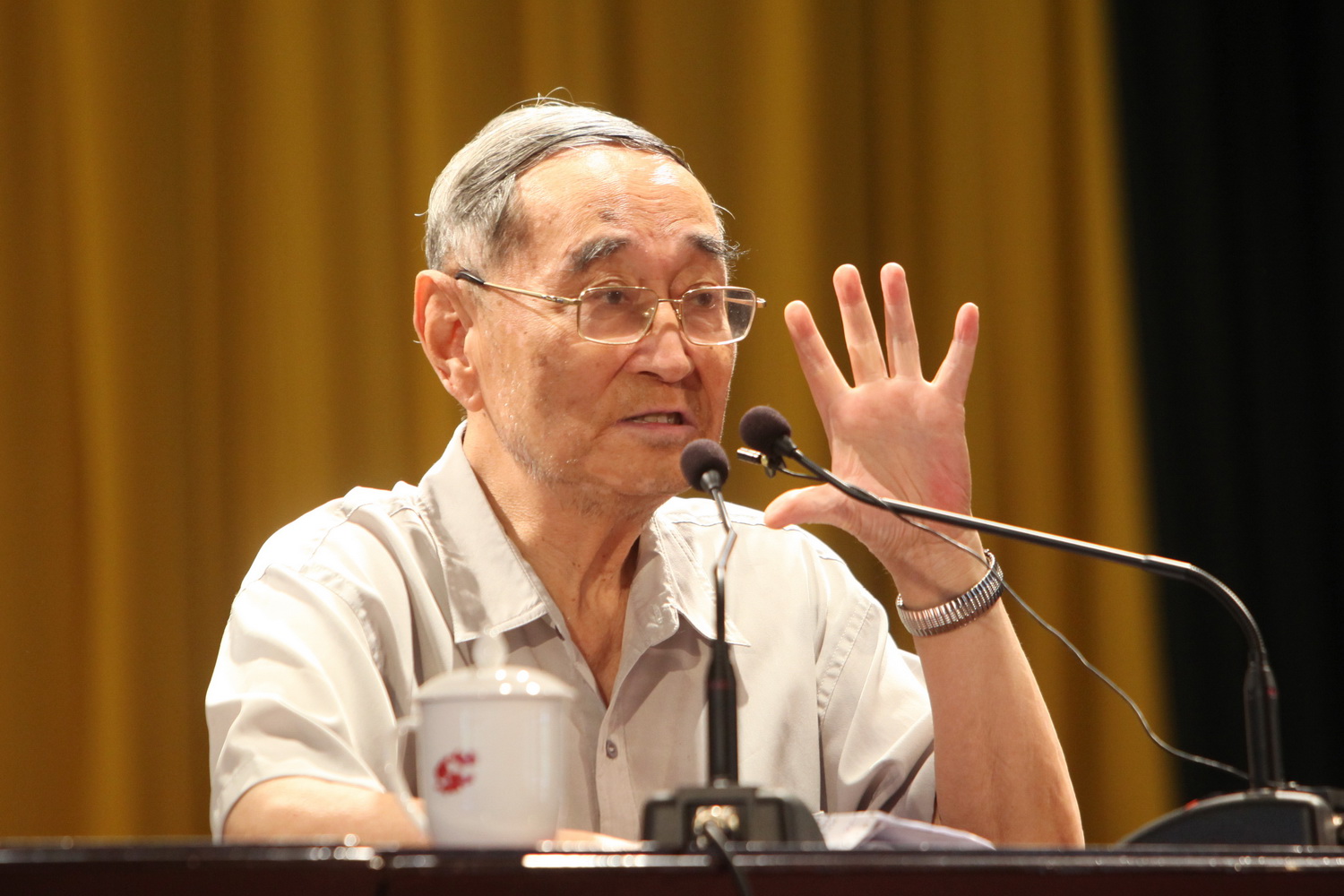 K8官网 - 天生赢家·一触即发