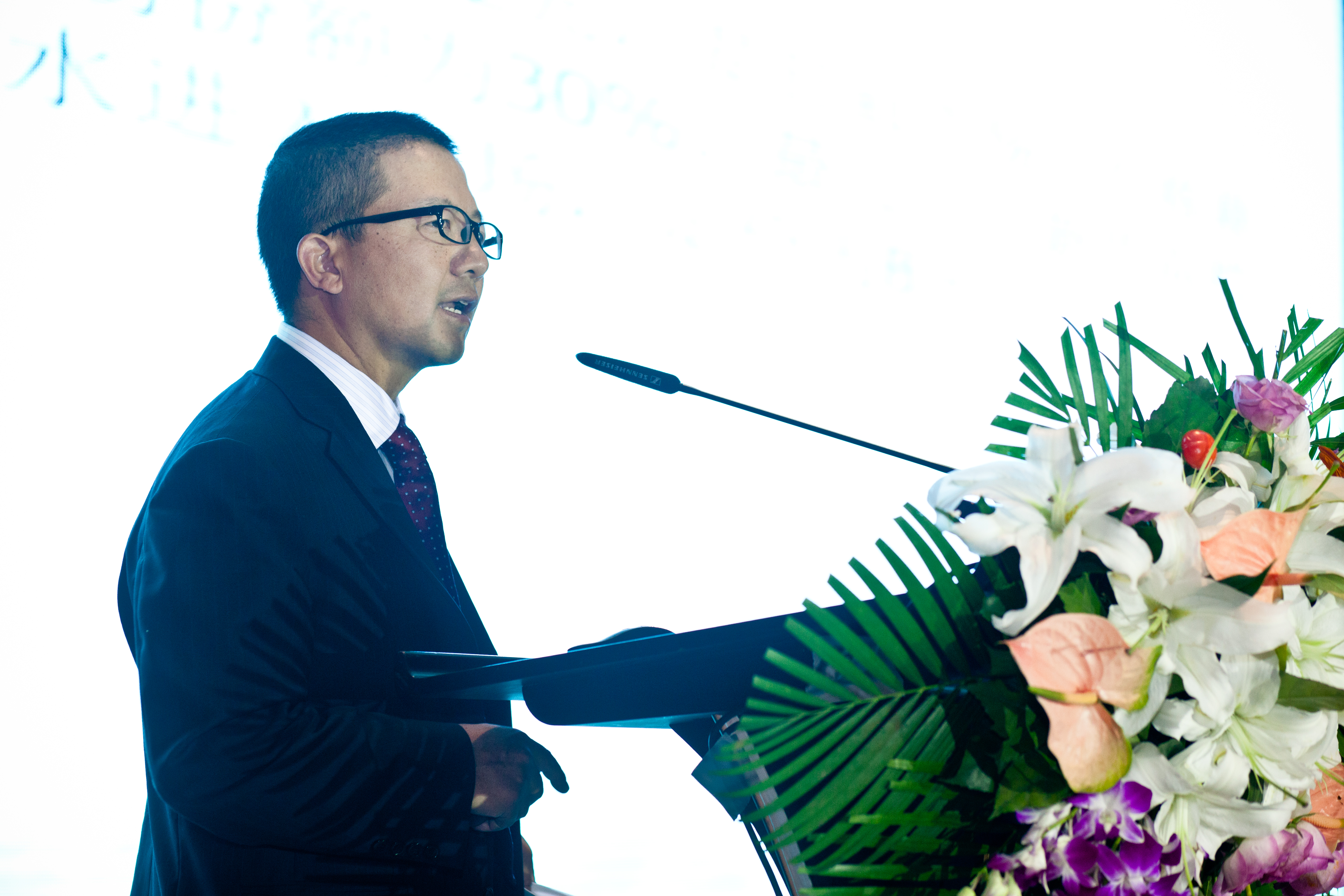 K8官网 - 天生赢家·一触即发