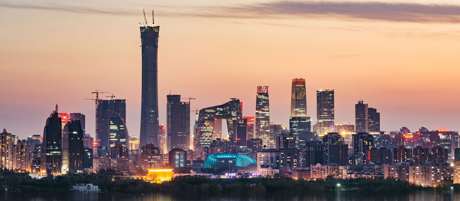 对话诺奖得主 | 天气转变的不确定性对社会评价和政策制订的影响