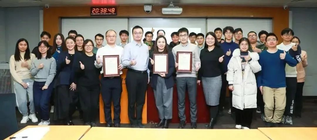 5738B1604031935A13EFB7C574C_B8B1FF50_13297